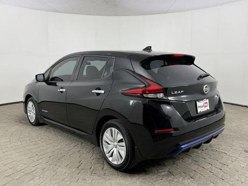 Super Black 2019 Nissan Leaf S