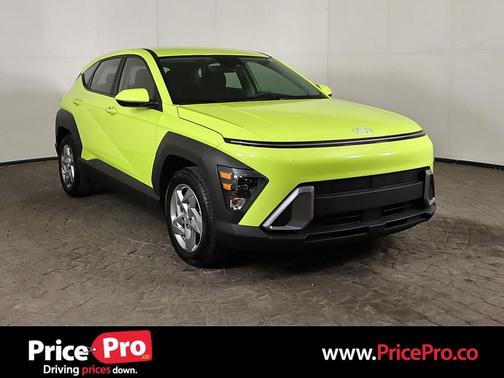 2025 Hyundai KONA SE