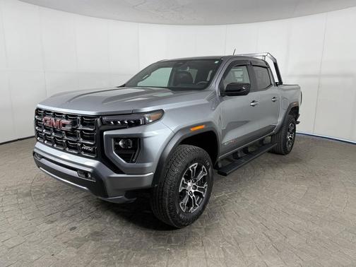 2024 GMC Canyon Base