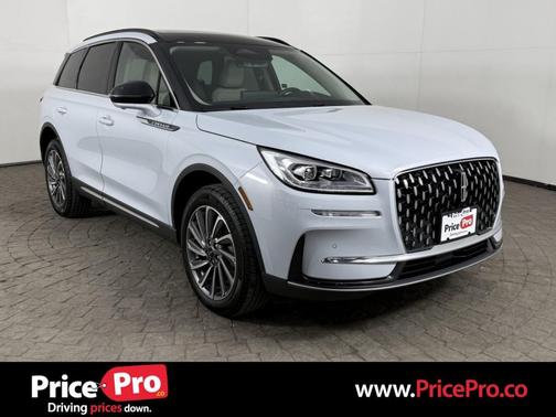 2025 Lincoln Corsair Reserve AWD w/Panoramic Vista roof