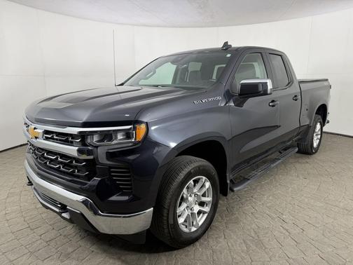 Dark Ash Metallic 2023 Chevrolet Silverado 1500 LT