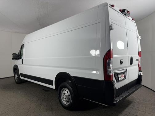 Bright White Clearcoat 2023 RAM ProMaster 3500 High Roof
