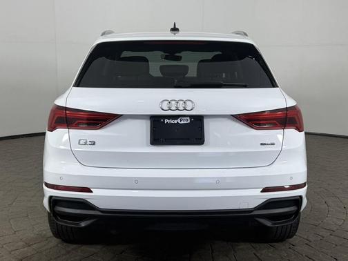Arkona White 2025 Audi Q3 45 S line Premium Plus