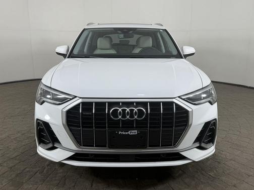 Arkona White 2025 Audi Q3 45 S line Premium Plus