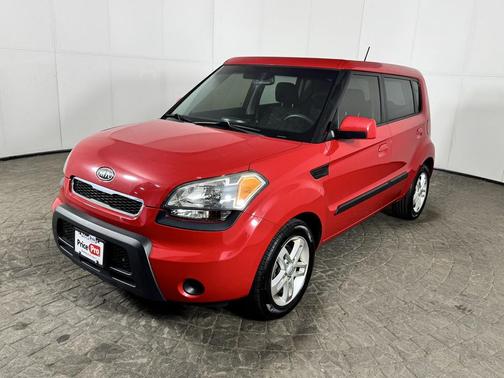 2010 Kia Soul +