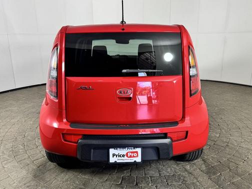 2010 Kia Soul +