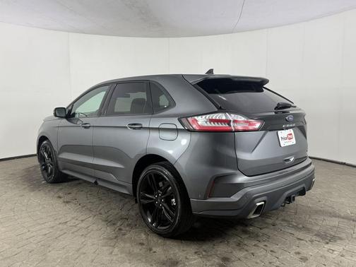 Carbonized Gray Metallic 2024 Ford Edge ST