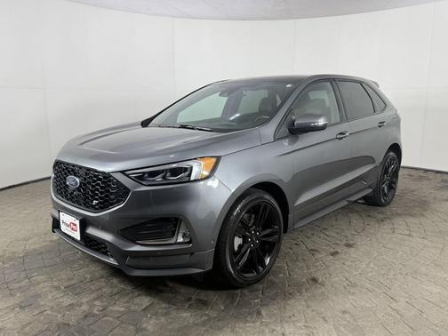 Carbonized Gray Metallic 2024 Ford Edge ST