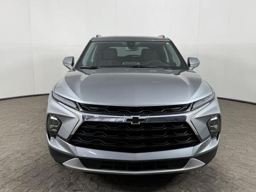 Sterling Gray Metallic 2024 Chevrolet Blazer 2LT