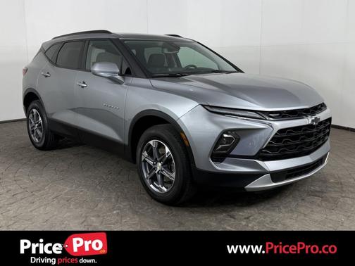 Sterling Gray Metallic 2024 Chevrolet Blazer 2LT