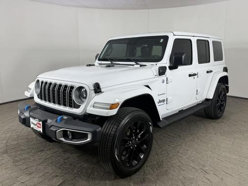 Bright White Clearcoat 2024 Jeep Wrangler 4xe Sahara