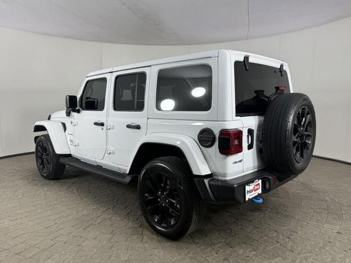 Bright White Clearcoat 2024 Jeep Wrangler 4xe Sahara