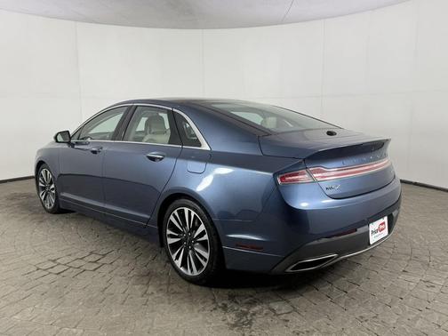Blue Diamond Metallic 2018 Lincoln MKZ Reserve I