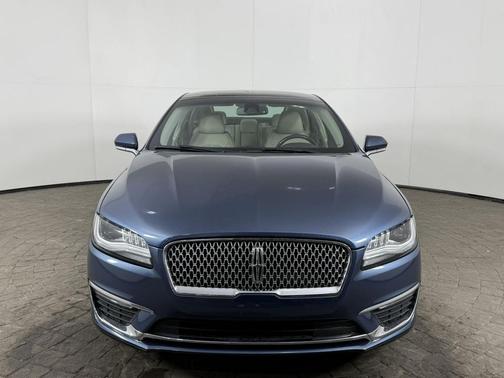 Blue Diamond Metallic 2018 Lincoln MKZ Reserve I
