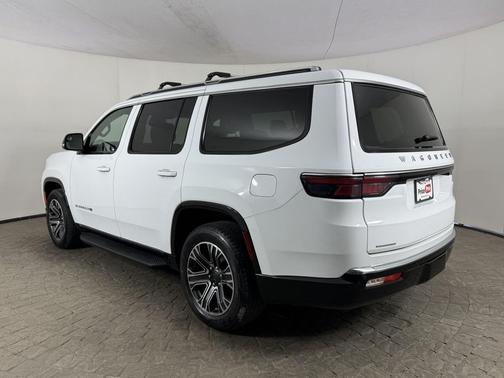 Bright White Clearcoat 2023 Jeep Wagoneer Series II 4x4