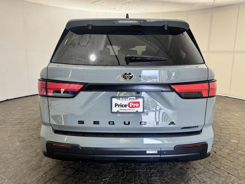 2025 Toyota Sequoia SR5
