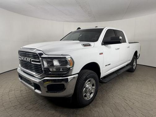 2019 RAM 2500 Big Horn 4x4 Crew Cab 6'4 Box