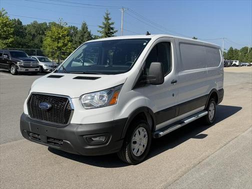 2022 Ford Transit-250 Base
