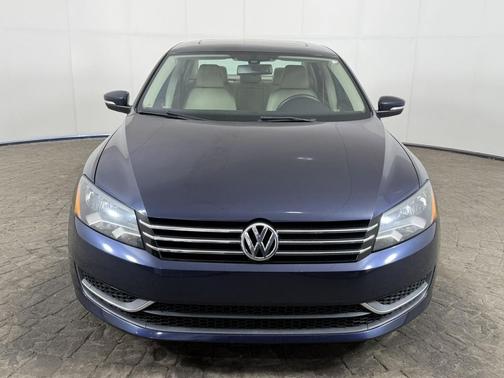 Night Blue Metallic 2014 Volkswagen Passat 4dr Sdn 2.5L Auto SE PZEV *Ltd Avail*