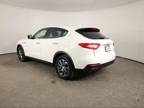 2018 Maserati Levante Base