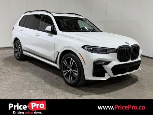 2021 BMW X7 M50i