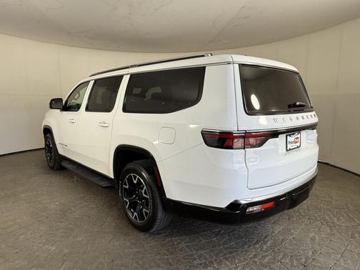 2025 Jeep Wagoneer L Series III 4x4