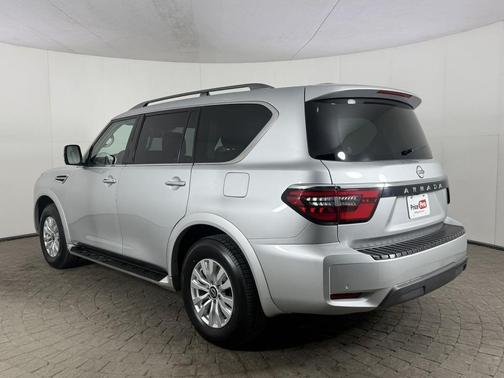 Brilliant Silver Metallic 2023 Nissan Armada 4x4 SV