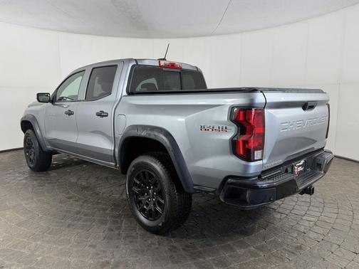 Sterling Grey Metallic 2024 Chevrolet Colorado Trail Boss