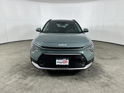2023 Kia Niro Touring