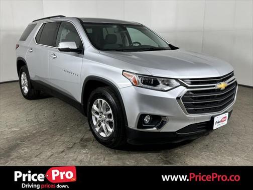 2021 Chevrolet Traverse LT Cloth