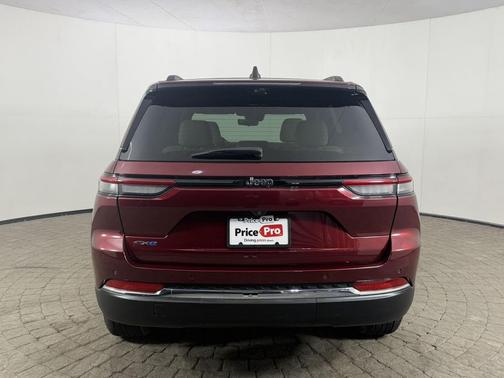 2022 Jeep Grand Cherokee 4xe Base