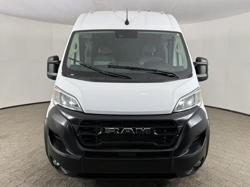 Bright White Clearcoat 2026 RAM ProMaster 2500 Tradesman