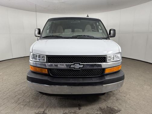 2016 Chevrolet Express 3500 LT