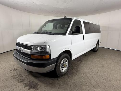 2016 Chevrolet Express 3500 LT