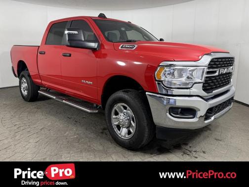 2024 RAM 2500 Big Horn 4x4 Crew Cab 6'4 Box