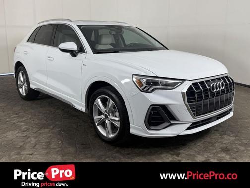 Glacier White Metallic 2024 Audi Q3 45 S line Premium Plus