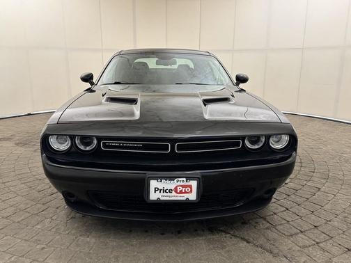2015 Dodge Challenger SXT