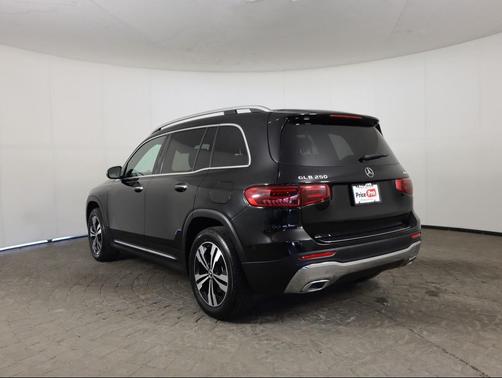 2025 Mercedes-Benz GLB 250 4MATIC
