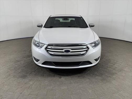 2019 Ford Taurus Limited