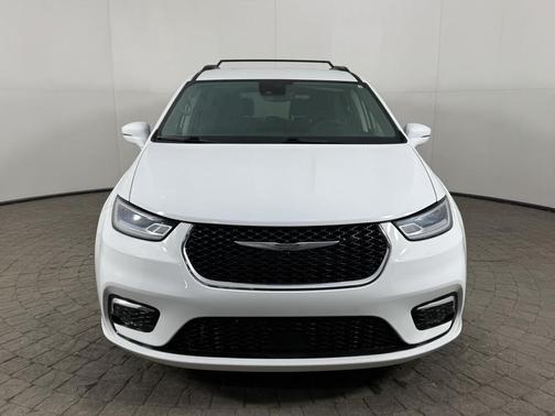 2021 Chrysler Pacifica Touring FWD