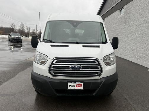 2017 Ford Transit-350 XLT