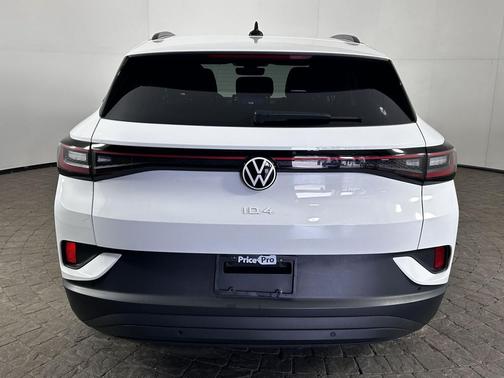 Pure White 2023 Volkswagen ID.4 Pro