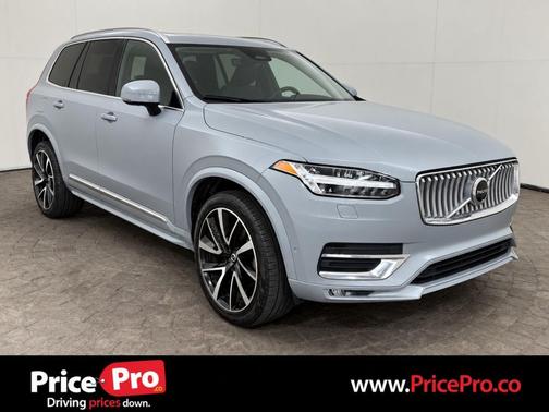 Vapour Grey Metallic 2024 Volvo XC90 B6 Plus Bright Theme w/Sunroof