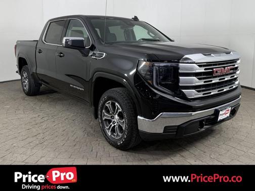 Onyx Black 2023 GMC Sierra 1500 SLE