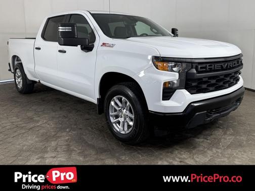 Summit White 2023 Chevrolet Silverado 1500 WT
