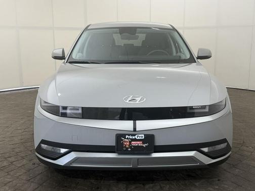 Cyber Gray 2023 Hyundai IONIQ 5 SE