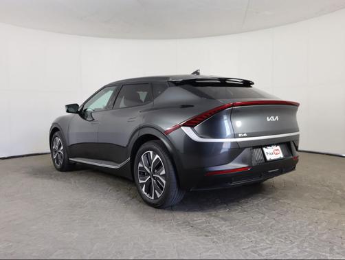 2024 Kia EV6 Light
