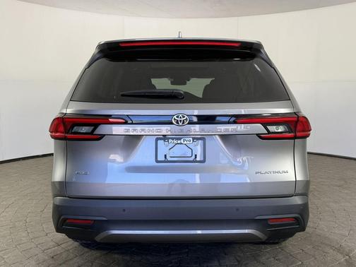 Heavy Metal 2025 Toyota Grand Highlander Platinum