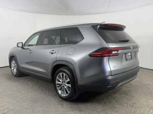 Heavy Metal 2025 Toyota Grand Highlander Platinum