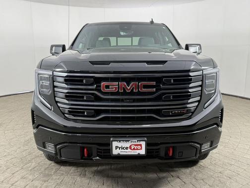 Onyx Black 2025 GMC Sierra 1500 AT4